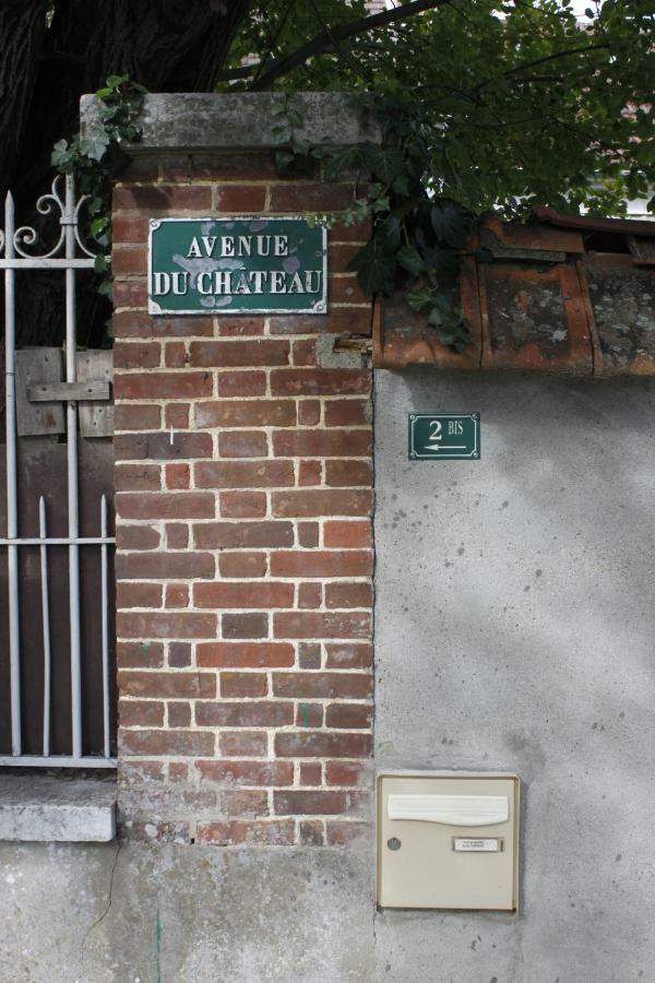 Avenue Du Chateau Saint-Just  Kültér fotó